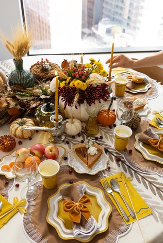 4 Easy Steps To Create A Special Atmosphere For Your Thanksgiving Feast!